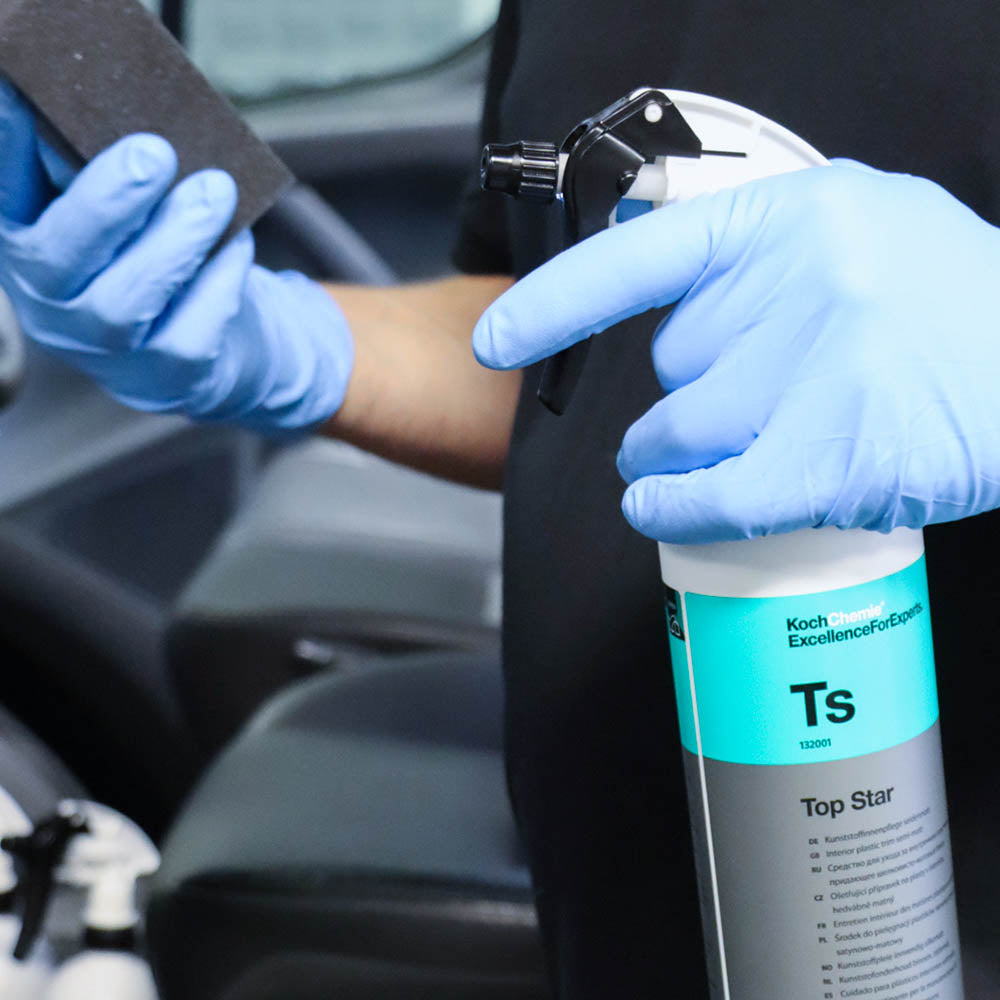 Koch Chemie Top Star | Interior Plastics Care in a spray bottle action shot